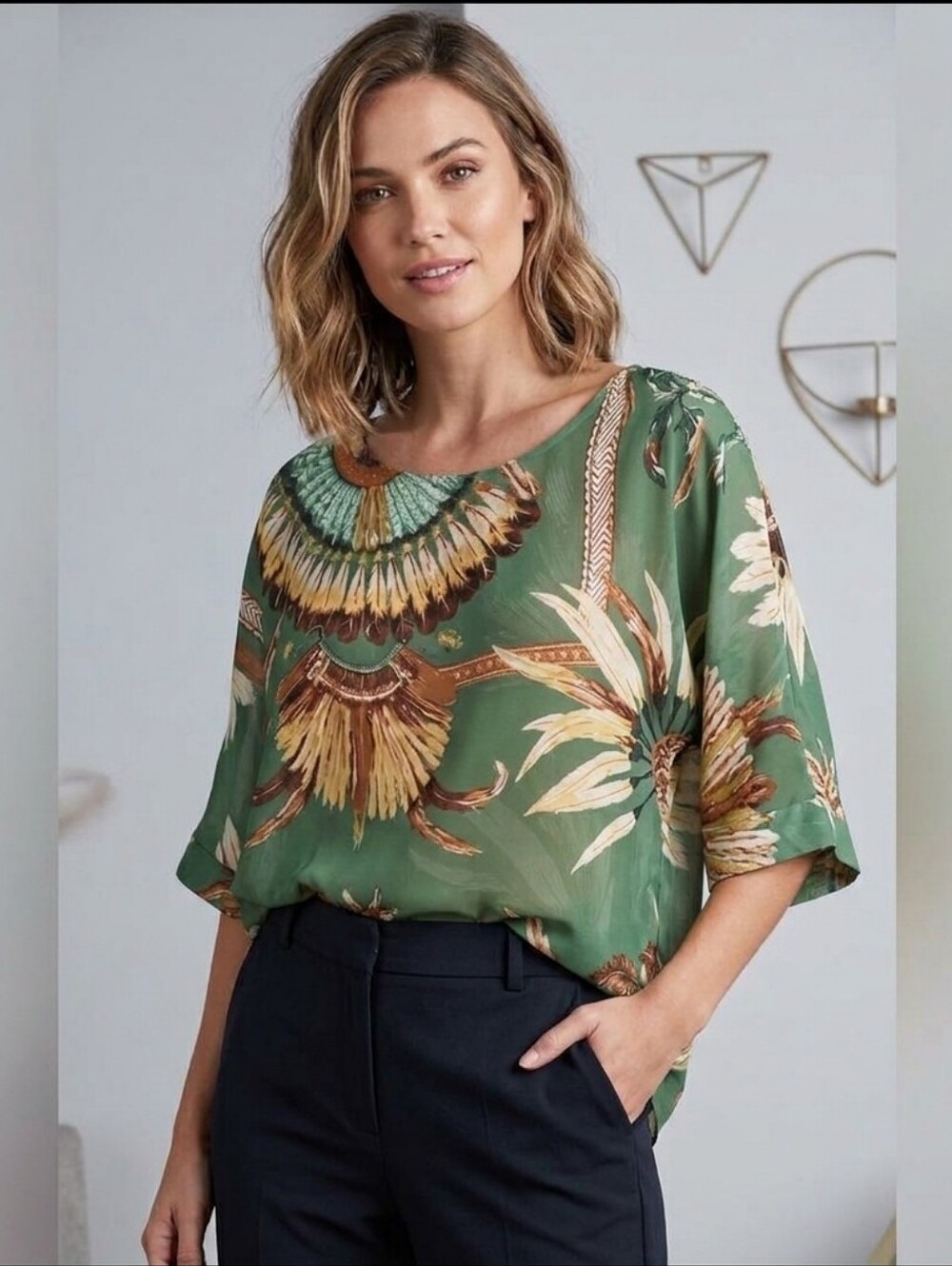 Chic Floral Green Blouse